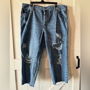 Old Navy size 20 slouchy straight cropped high rise jeans!
